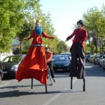 Johanna Rebolledo, Frieda BK & Noliv' - Parade on stilts and unicycle